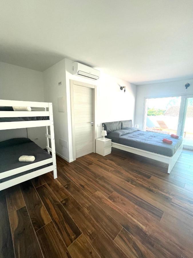 Garda Family & Solarium Apartman Riva del Garda Kültér fotó