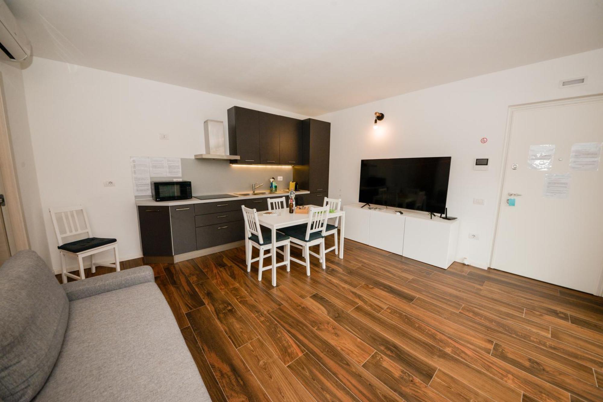 Garda Family & Solarium Apartman Riva del Garda Kültér fotó