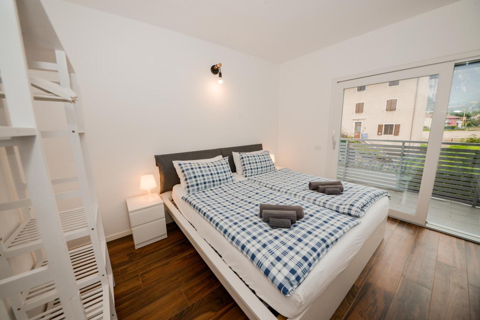 Garda Family & Solarium Apartman Riva del Garda Kültér fotó
