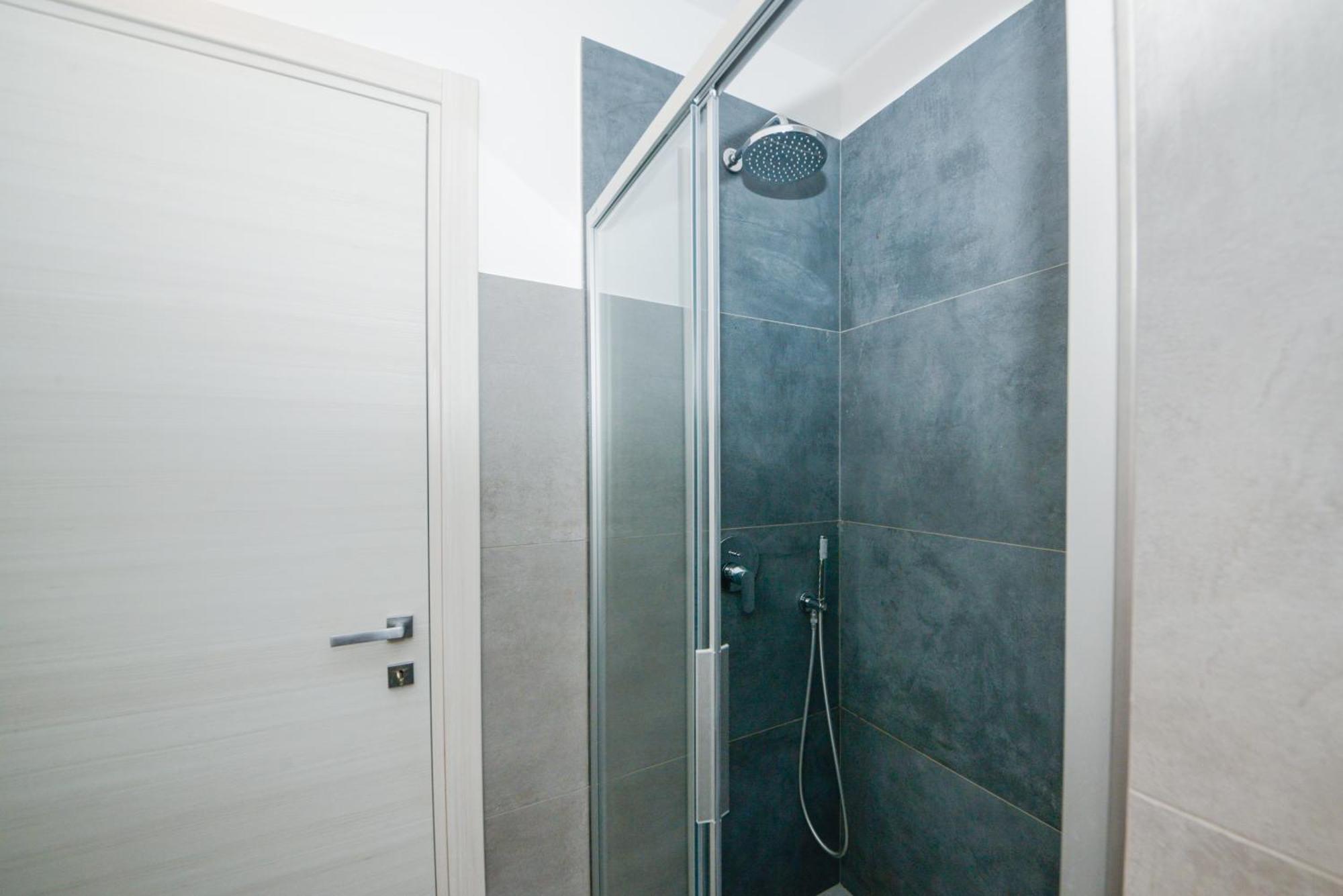 Garda Family & Solarium Apartman Riva del Garda Kültér fotó