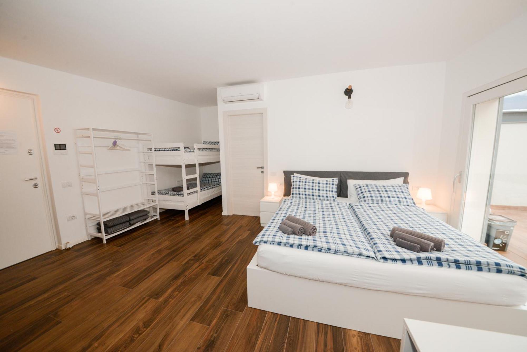 Garda Family & Solarium Apartman Riva del Garda Kültér fotó