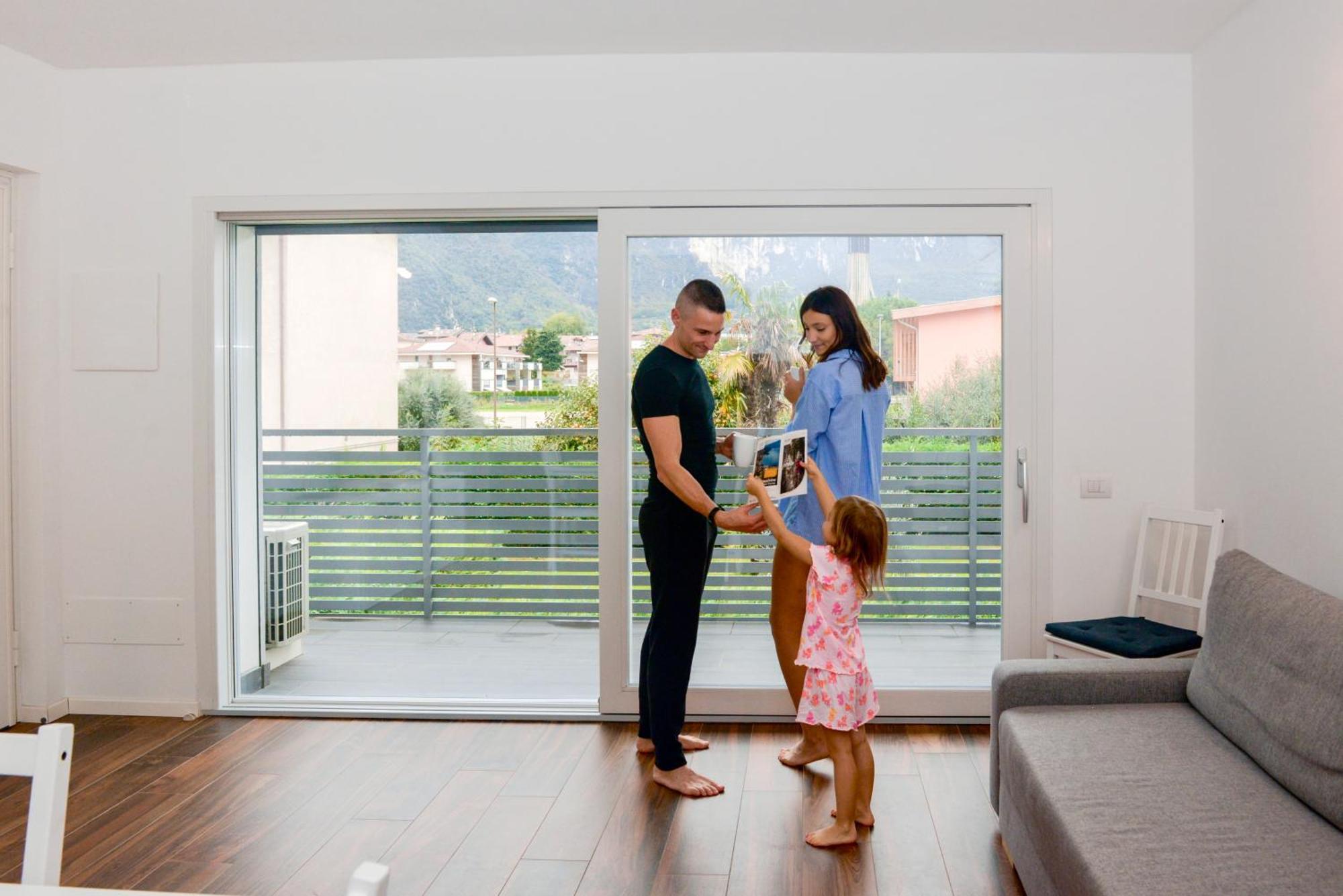 Garda Family & Solarium Apartman Riva del Garda Kültér fotó